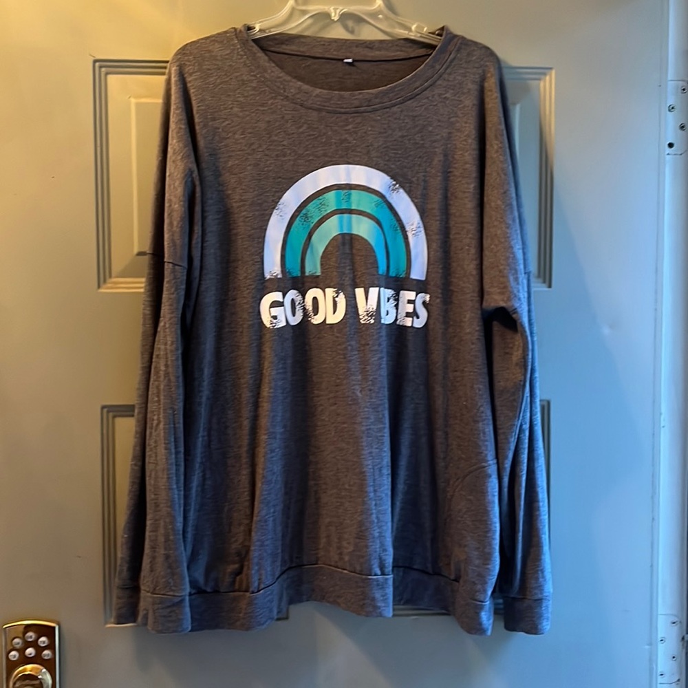 Gray Good Vibes sweatshirt